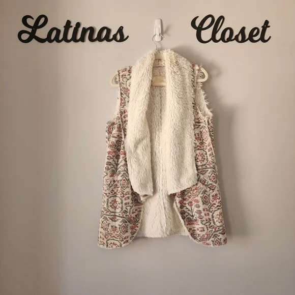 Anthropologie Hei Hei Jacquard Aztec Print Faux Fur‎ Vest Size Large - Picture 3 of 11